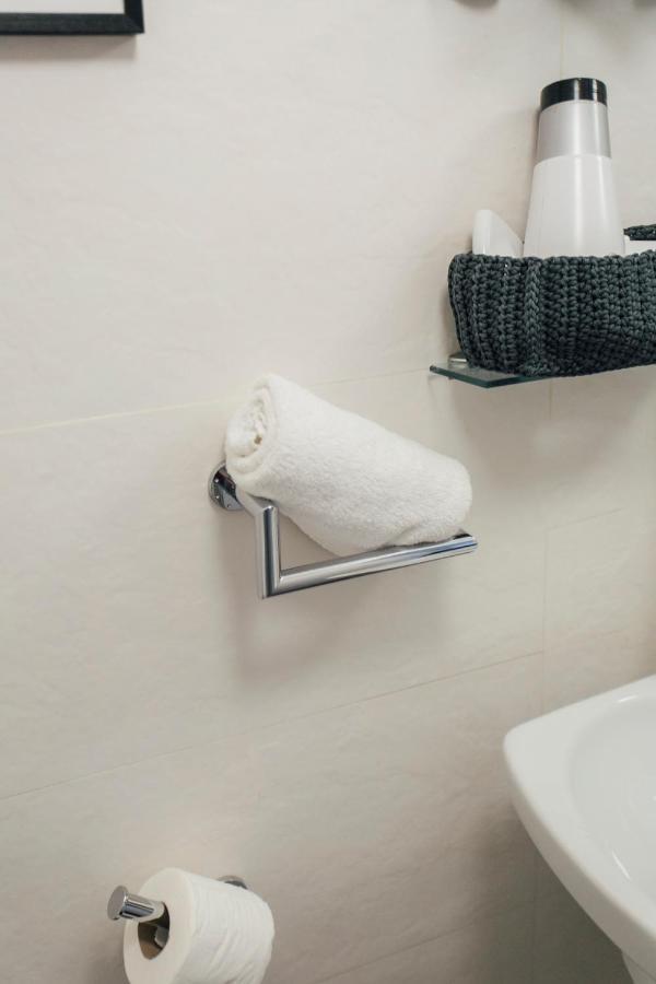 Appartement Comfortable Duplex- 1bd 2bth- Dean Miranda *